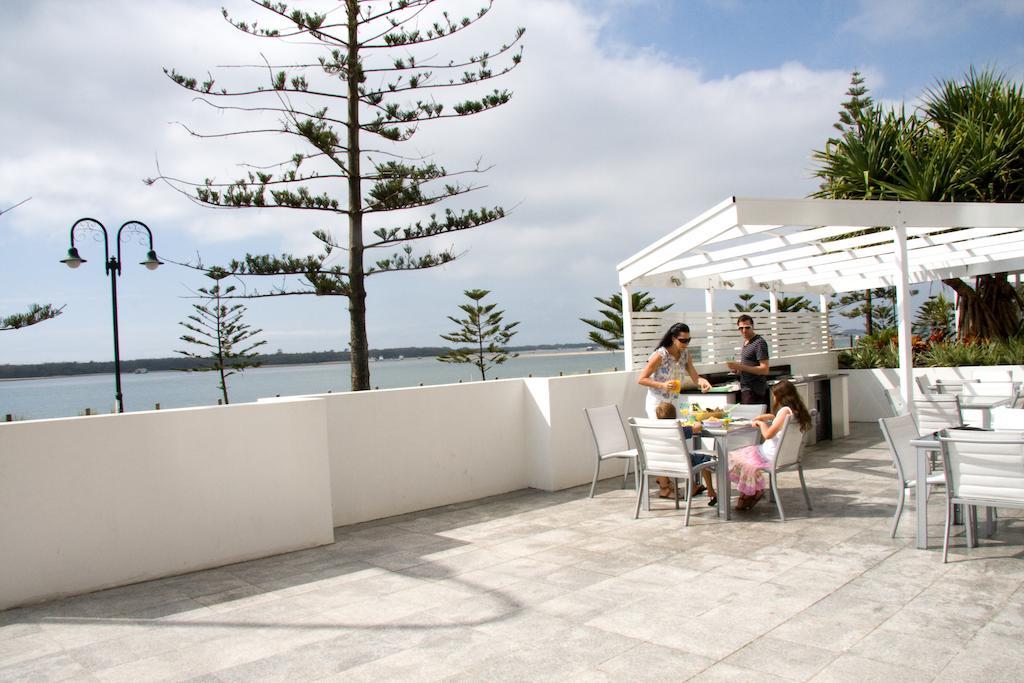 Silvershore Apartments On The Broadwater Gold Coast Exterior photo